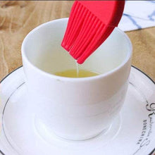 Spatula and Pastry Brush for Cake Decoration - dailyneed.life