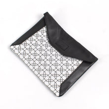 Multipurpose Pouch With Magnetic Lock(1 Pc / 19×14 Cm) - dailyneed.life