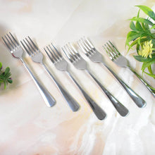 Premium Silver Daily Use Cutlery Set Stainless Steel Luxury Combo Set of 24 - dailyneed.life