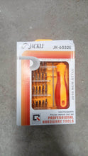 Screwdriver Set 32 in 1 with Magnetic Holder - dailyneed.life