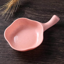 Mini Flower-Shaped Sauce Dish with Handle - dailyneed.life