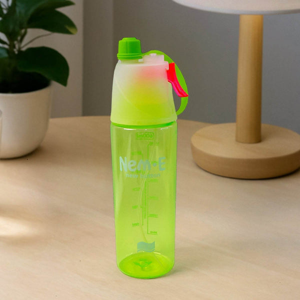 Plastic Dual Function Sports Water Bottle with Built-in Mist Spray and Leakproof Cap (600ML / 1 Pc) - dailyneed.life