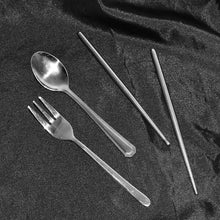 Stainless Steel Cutlery Spoon, Fork & Pair of Chopstick Set - dailyneed.life