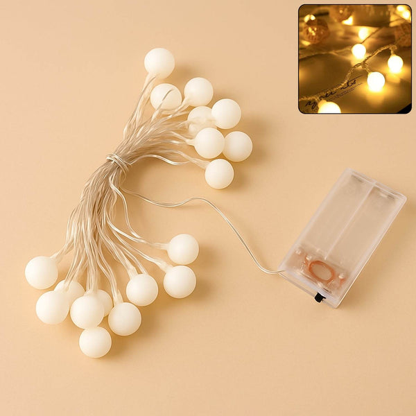 Battery Operated Warm White Globe Ball String Light - dailyneed.life