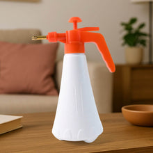 Handheld Pressure Water Sprayer Bottle (1 Ltr) - dailyneed.life