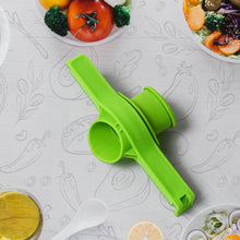 Food Storage Sealing Clip Solid Color Seal Pour Bag Clip Snack Bag Clip Food Bag Sealing Clip Sealing Clamp with Cap Kitchen Chip Bag Clips (1 Pc) - dailyneed.life