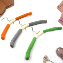 Solid Sponge Hanger Non-Slip Hanger (1 Pc / Mix Color / B Grade) - dailyneed.life