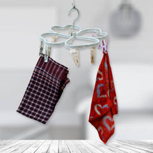Heart Shape Cloth Drying Rack with 8 Clips for Socks, Baby Clothes, Towels - dailyneed.life