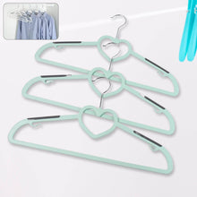 Plastic Clothes Hangers, Slim & Durable Space-Saving Hangers (3 Ps) - dailyneed.life
