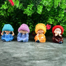 Decorative Resin Monk Buddha Showpiece Set of 4 with Traditional Straw Hats - dailyneed.life