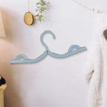 Travel Hangers, Portable Folding Clothes Hangers (1 Pc / Big) - dailyneed.life