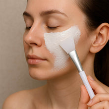 Silicone Face Mask Applicator Brush (1 Pc) - dailyneed.life