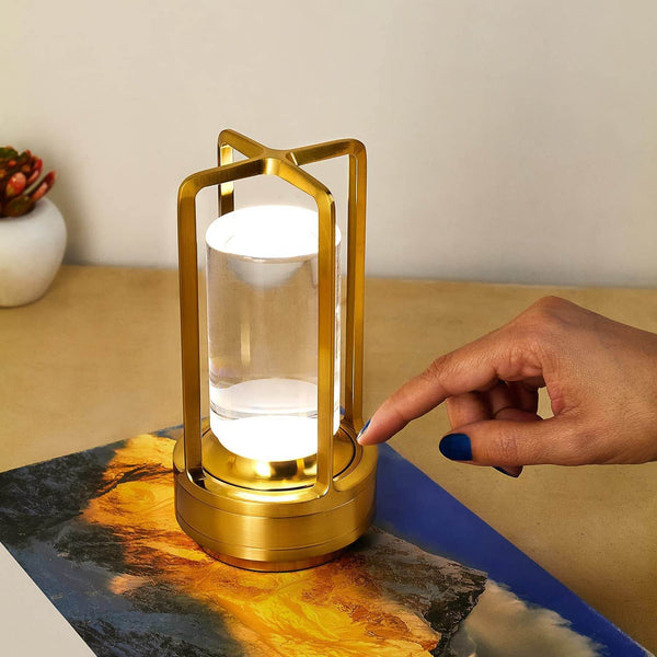 Crystal Lantern Lamp, Crystal Lantern Table Lamp, 3 Colors Rechargeable Cordless Led Lights for Restaurant / Bedroom Lights (1 Pc) - dailyneed.life
