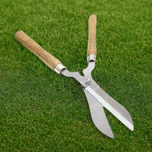 Heavy-Duty B Grade Hedge Shear with Wooden Handle - dailyneed.life
