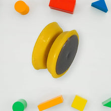 Small yoyo toy with string, rotating yoyo toy, brain exerciser for kids - dailyneed.life