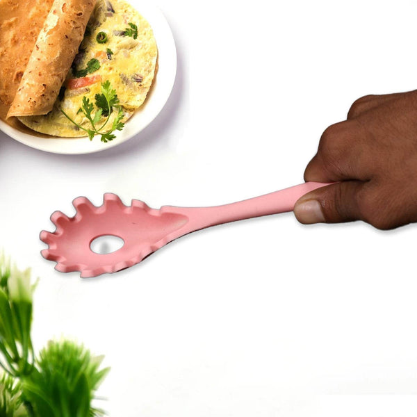 Silicone Pasta Fork Spaghetti Strainer, Non-Slip Heat Resistant - dailyneed.life
