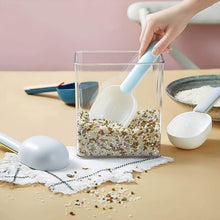 Large Plastic Measuring Spoons Flour Scoops for Home Kitchen (1 Pc) - dailyneed.life