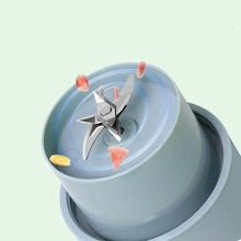 Portable Electric Juicer With Handle & Straw, USB Rechargeable 6 Stainless Steel Blades (500 ML) - dailyneed.life