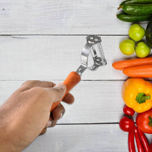 Vegetable and Fruit Peeler with Wooden Handle (1 Pc) - dailyneed.life