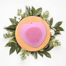 Waterproof Heart-Shaped Face Wash Brush | Silicone Facial Cleansing & Exfoliating Scrubber for Women - dailyneed.life