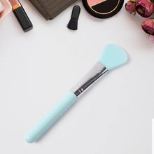 Soft Silicone Face Mask Applicator Brush (1 Pc) - dailyneed.life