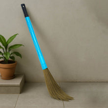 Pro Clean Expandable Floor Broom with Plastic Handle - dailyneed.life
