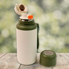 Stainless Steel Mug / Bottle Vacuum Insulated Cup With Handle, Small Cup & Straw (650 ML) - dailyneed.life