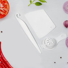 Essential Cake Decorating Kit: 3-Piece Set for Bakers of All Levels - dailyneed.life