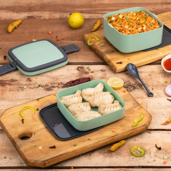 GREEN DOUBLE-LAYER PORTABLE LUNCH BOX STACKABLE WITH CARRYING HANDLE AND SPOON LUNCH BOX , Bento Lunch Box - dailyneed.life