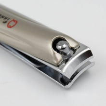 Stainless Steel Folding Portable Large Nail Clippers with Nail File (1 Pc) - dailyneed.life