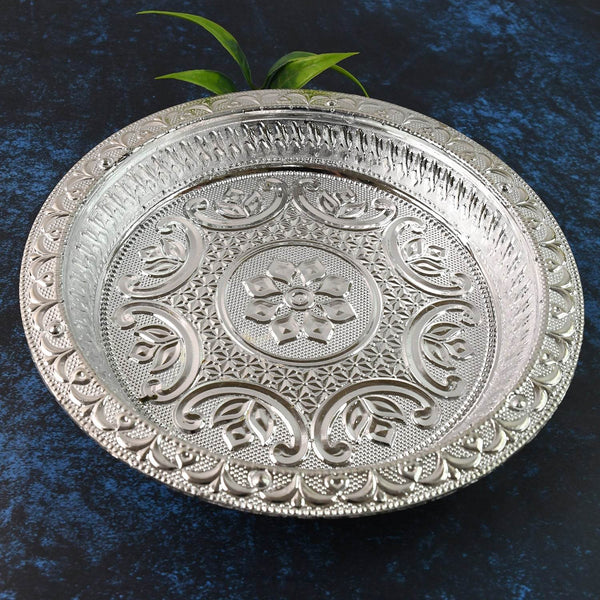 Traditional Silver Finish Plastic Pooja Thali (1 Pc) - dailyneed.life