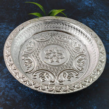 Traditional Silver Finish Plastic Pooja Thali (1 Pc) - dailyneed.life