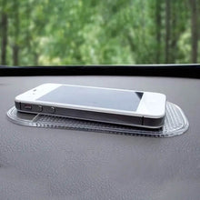 Medium Transparent Anti-Slip Car Dashboard Mat (1 Pc) - dailyneed.life