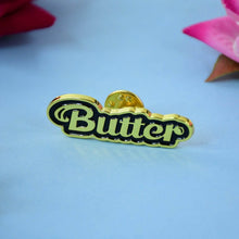 Stylish Metal Badge Pin – Single Piece (Random Design) - dailyneed.life