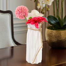 Plastic Vase / Pot - Elegant Design-Ideal Gift for Friends and Family (1 Pc) - dailyneed.life