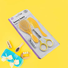 Born Baby Health Care Kit Baby Health Care And Grooming Kit 4 in 1 Nail Clipper Brush Comb Scissors Baby Safety Care Kit (4 Pcs Set) - dailyneed.life