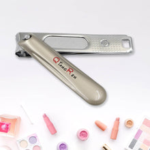 Stainless Steel Folding Portable Large Nail Clippers with Nail File (1 Pc) - dailyneed.life