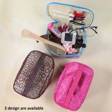 PORTABLE MAKEUP BAG WIDELY USED BY WOMEN’S FOR STORING THEIR MAKEUP EQUIPMENT’S AND ALL WHILE TRAVELLING AND MOVING. - dailyneed.life