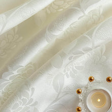 Reusable Table Cloth / Cover for Dining Picnic (140×140 Cm / 1 Pc) - dailyneed.life