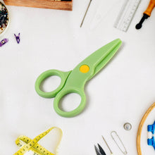 Plastic Safety Scissor, Pre-school Training Scissors (1 Pc) - dailyneed.life