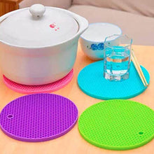 Silicon Hot Pot Mat Set - 4-Piece Heat-Resistant Trivets for Protecting Surfaces - dailyneed.life
