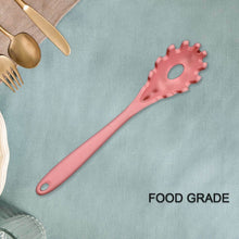 Silicone Pasta Fork Spaghetti Strainer, Non-Slip Heat Resistant - dailyneed.life