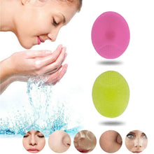 Bath & Facial Cleansing Brush, Soft Silicone Face Scrubber (2 Pc Set) - dailyneed.life