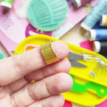 4 in 1 Multipurpose Tailoring Sewing Accessories Kit (1 Set) - dailyneed.life