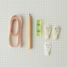 6-in-1 Wall Hanging & Measurement Tool Kit - dailyneed.life