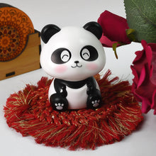 Solar Powered Moving Panda Car Dashboard Decoration – 1 Pc - dailyneed.life