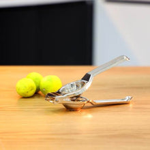 Stainless Steel Lemon Squeezer for Efficient Juice Extraction - dailyneed.life