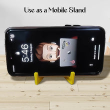 2 in 1 Plastic Keychain with Mobile Stand / Phone Holder (1 Pc / Multicolor) - dailyneed.life