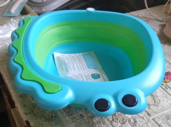 Frog Shape Foldable Baby Wash Basin, Space-Saving Lightweight Face Washing Tub (33×31cm / 1 Pc) - dailyneed.life