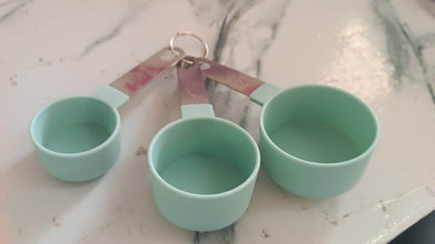 Measuring Cups Set 1/3 Cup (78 ml), 1/4 Cup (59 ml), 1/8 Cup (30 ml) - dailyneed.life